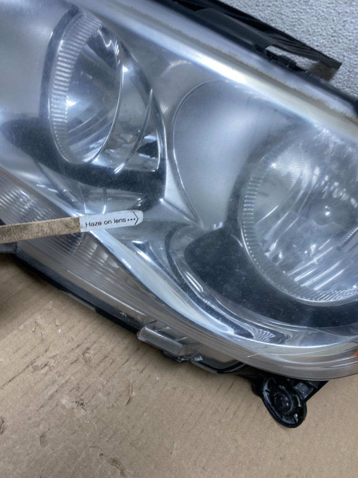 2011 to 2013 Dodge Durango Left Driver LH Side Headlight AF5788 DW3