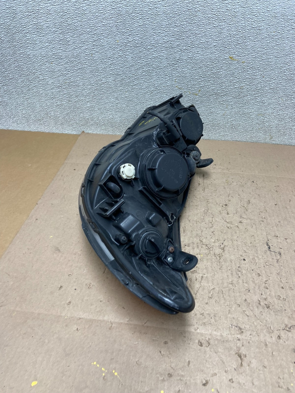 2007 2008 2009 2010 Hyundai Elantra Right Passenger Side Headlight OEM Z6434 DW6