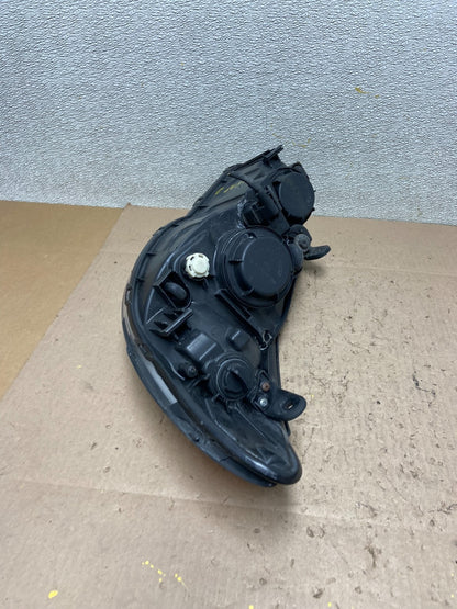 2007 2008 2009 2010 Hyundai Elantra Right Passenger Side Headlight OEM Z6434 DW6