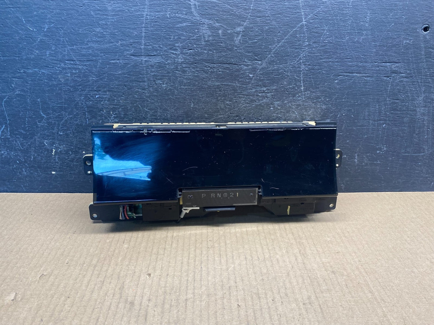 1996 to 1997 Ford Crown Victoria Speedometer Cluster Gauge AG3956 DW0