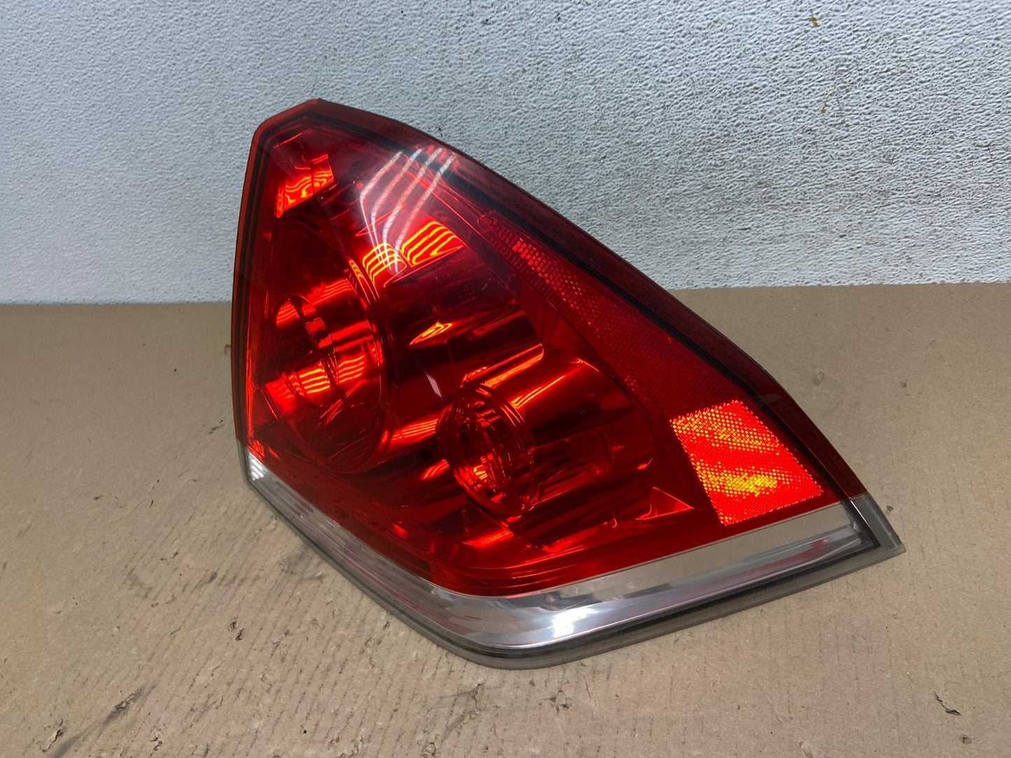 2006 - 2012 Chevrolet Impala Tail Light Right Passenger RH Side AE8743 LK1