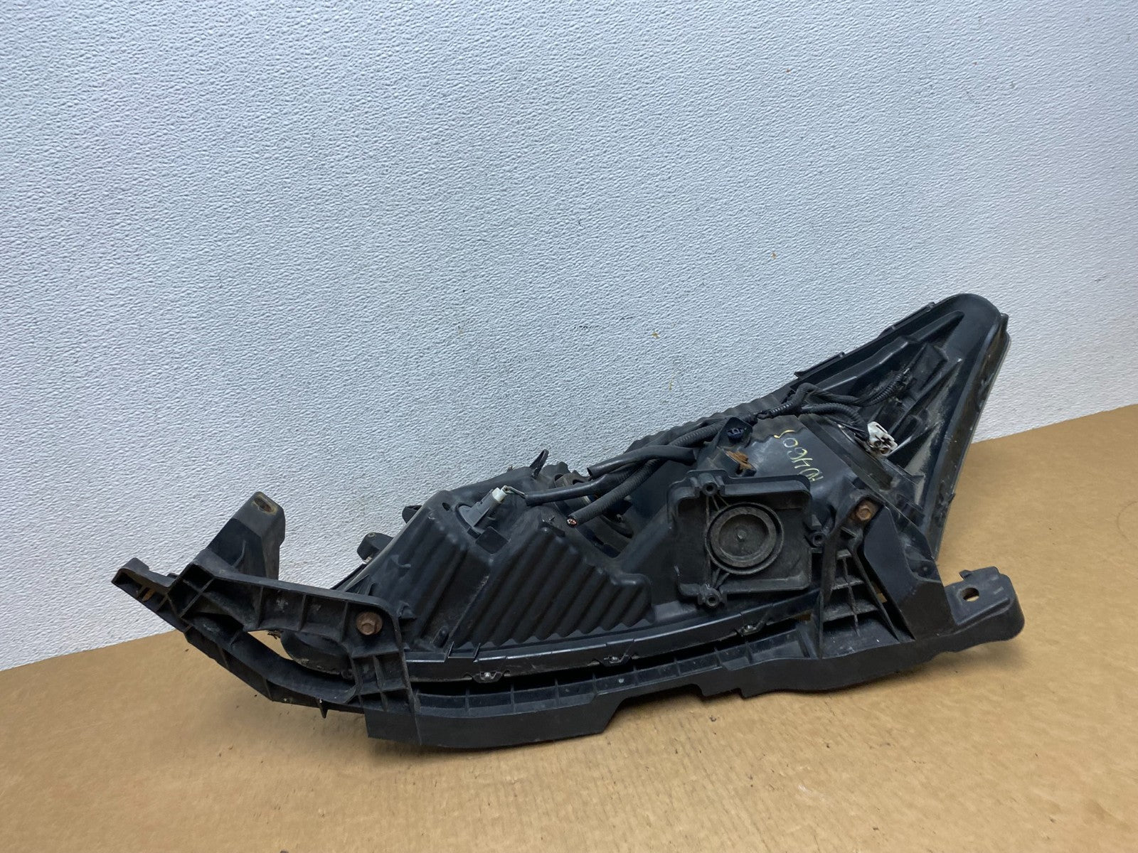 2008 to 2012 Honda Accord Sedan Right Passenger RH Headlight AD4601 DW8