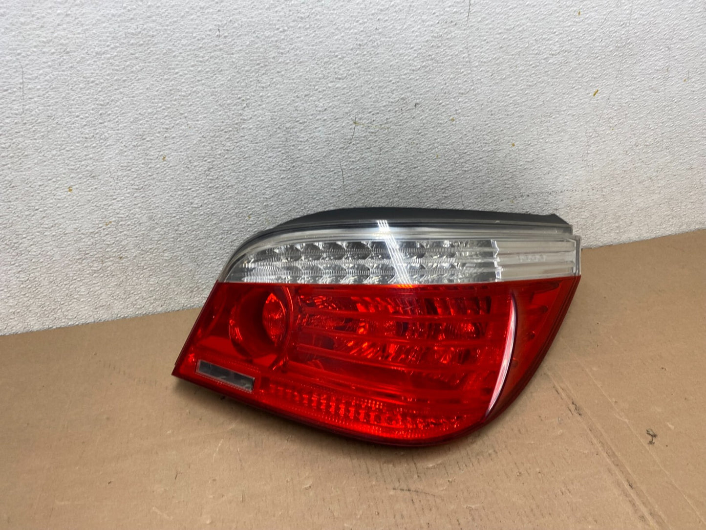 2008 2009 2010 BMW 5 525i 530i Right Passenger Rh Tail Side Light Oem M0322 DW0