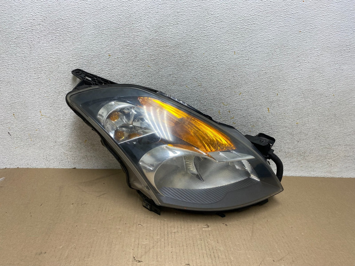 Sedan 2007 to 2009 Nissan Altima Right Passenger Halogen Headlight AH6721 DW0