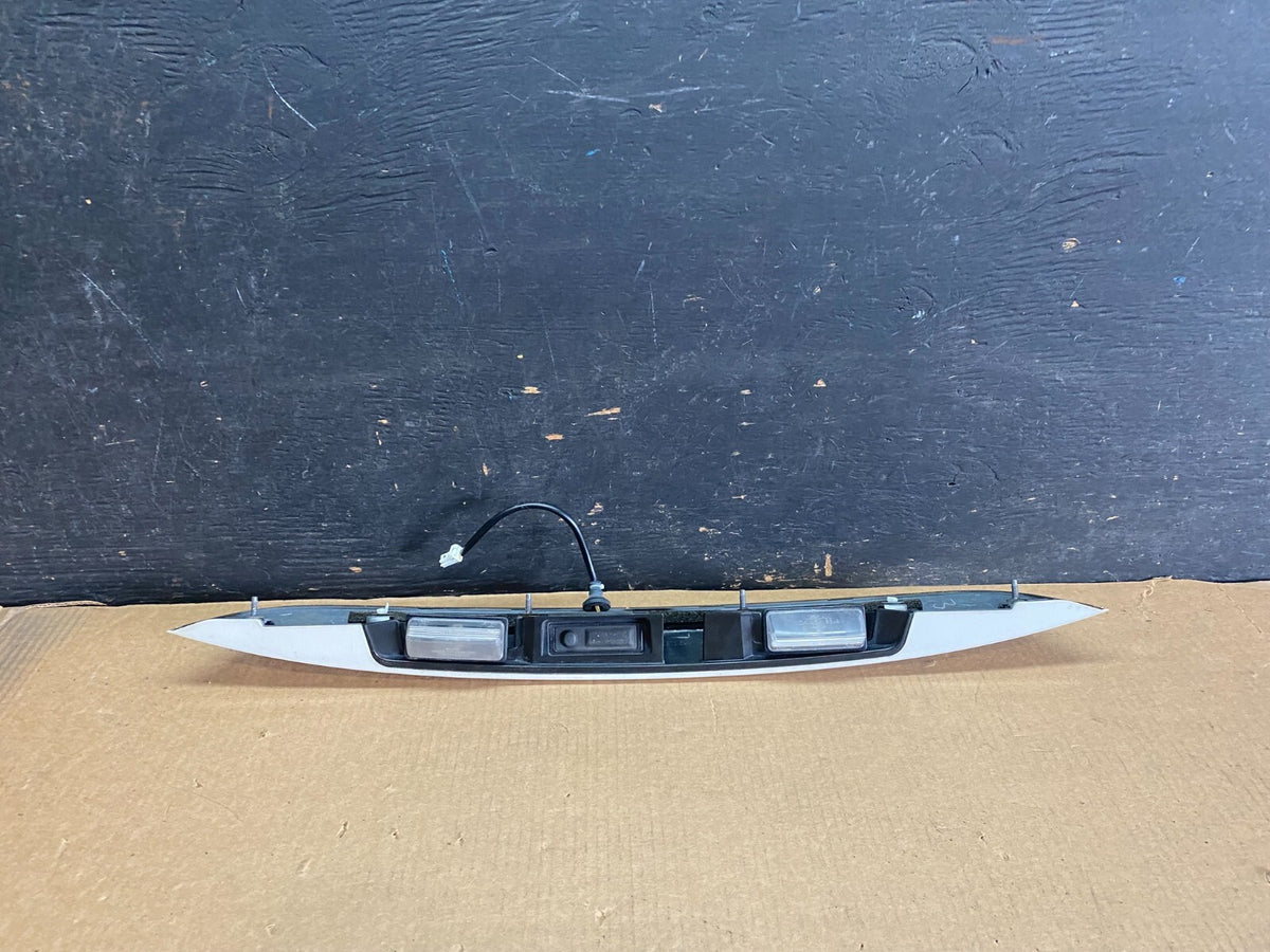 2015 to 2018 Nissan Murano Rear Right Side Liftgate Spoiler Molding N89953