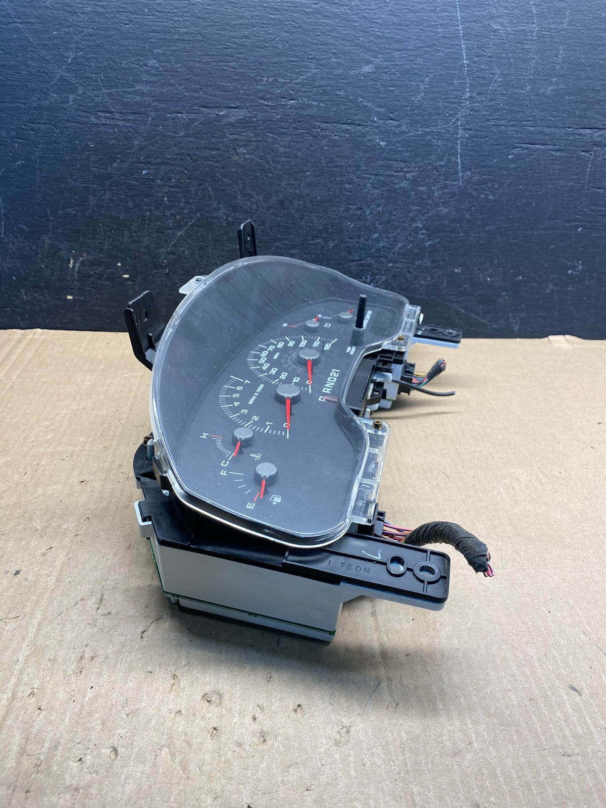 2000 2002 Ford Expedition Speedometer Instrument Gauge Cluster ae7622 DG1