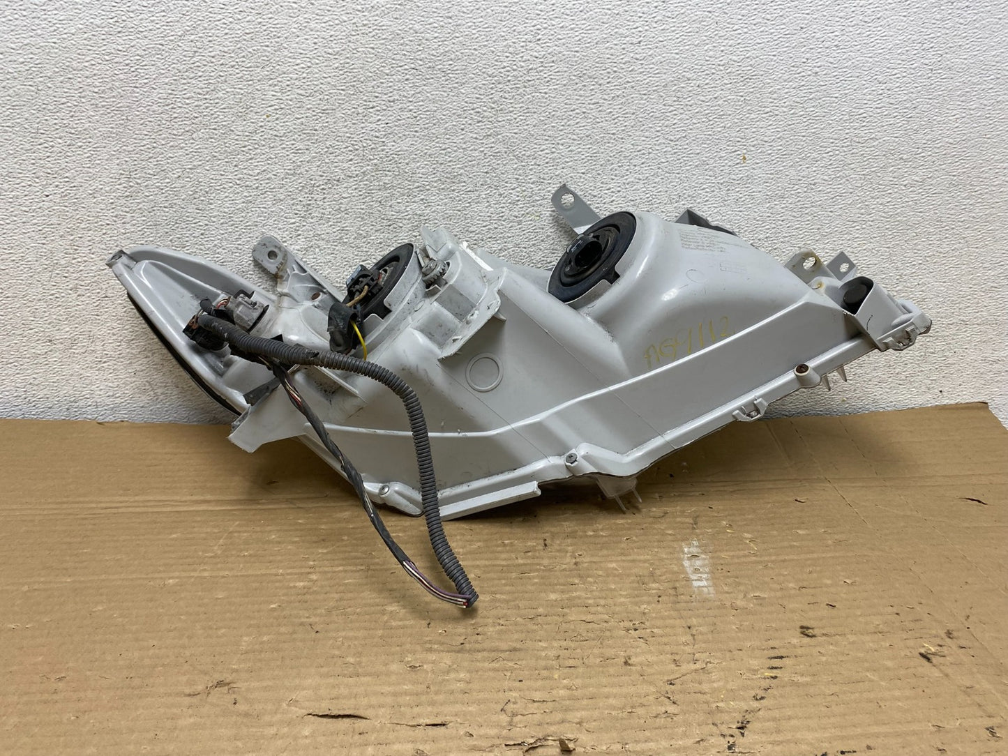 2012 2013 2014 Toyota Camry Left Driver LH Halogen Headlight AG9112 DW7