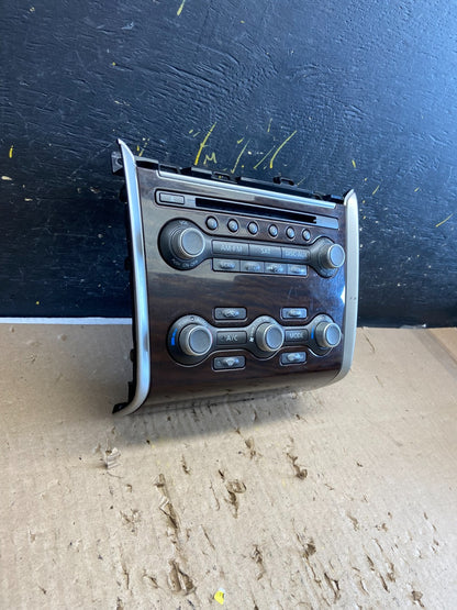 2013 to 2016 Nissan Pathfinder Radio Temperature Climate Control OEM AB5600 DG2