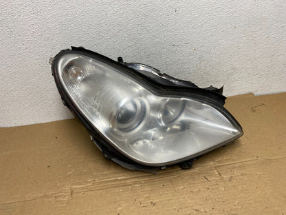 2006 - 2011 Mercedes W219 CLS500 Right Passenger Xenon Headlight AD4023 DW0