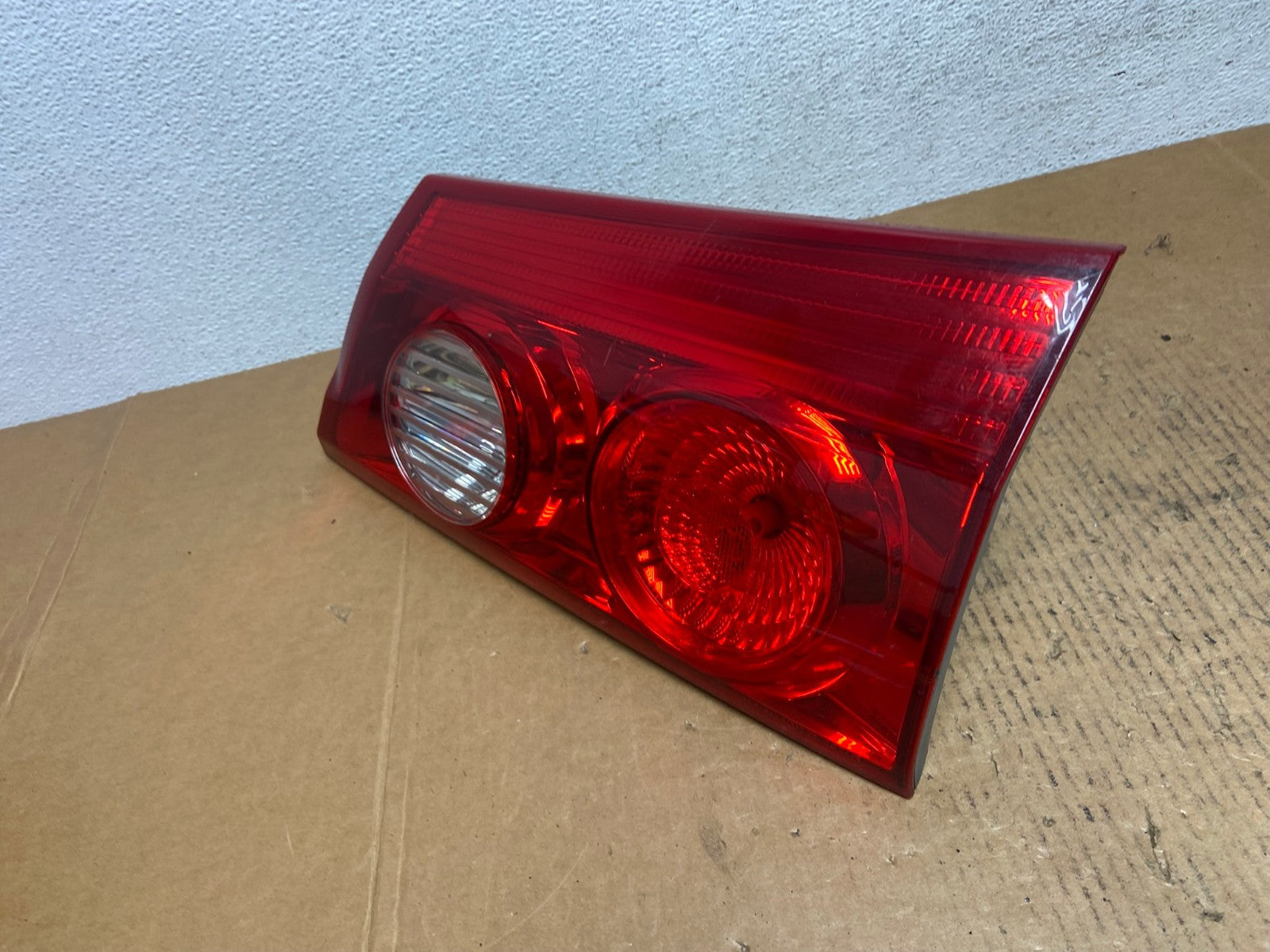 2006 to 2010 Toyota Sienna Right Passenger Rh Inner Tail Light AE0398 LK1