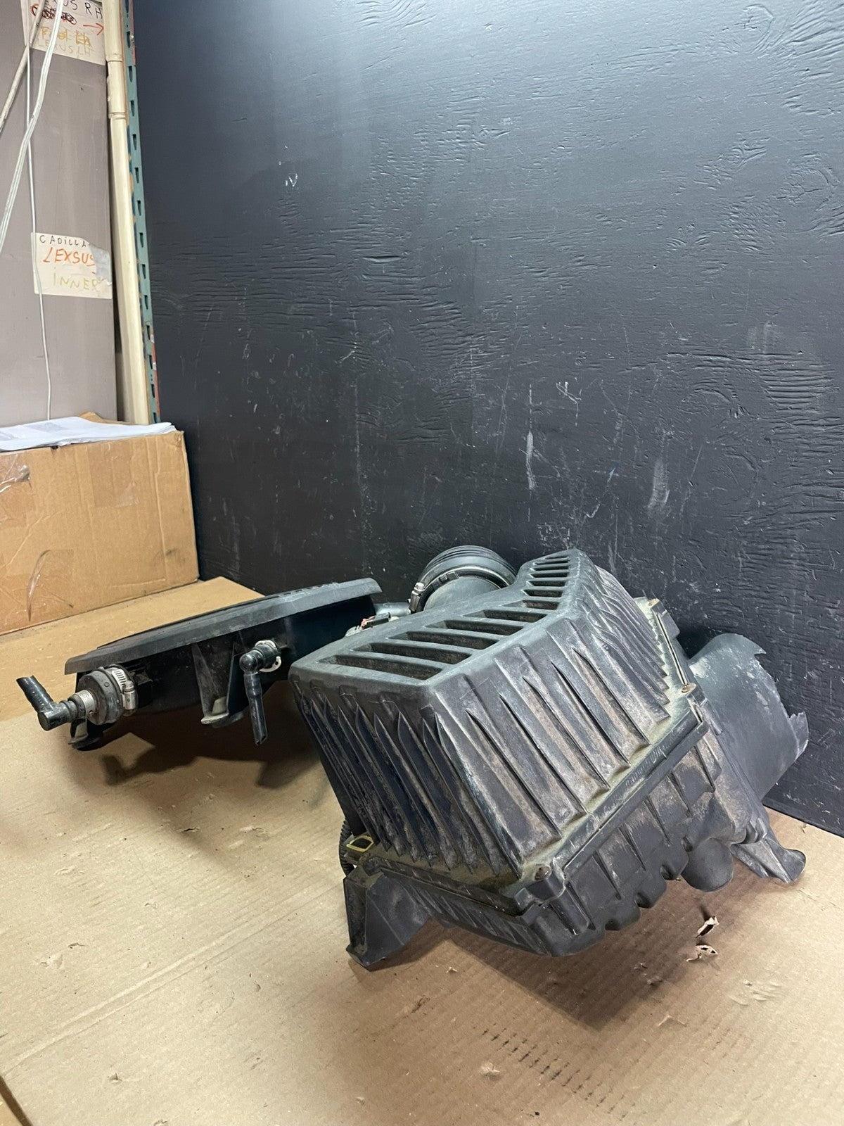 2017-2019 Cadillac XT5 3.6L Air Cleaner Housing Box OEM ab7842 DG6