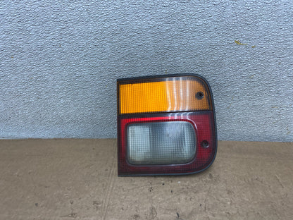 1996 to 1998 Mazda Mpv Left Driver LH Side Inner Tail Light Oem Y8268 DW0