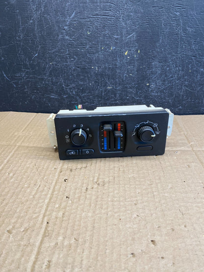 2003 to 2006 Chevrolet Silverado HVAC Heater Climate Control Module AC9422 DG0