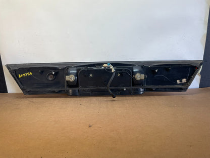 1998 to 2002 Mercury Grand Marquis Trunk Lid Center Tail Light AF8788 DG3