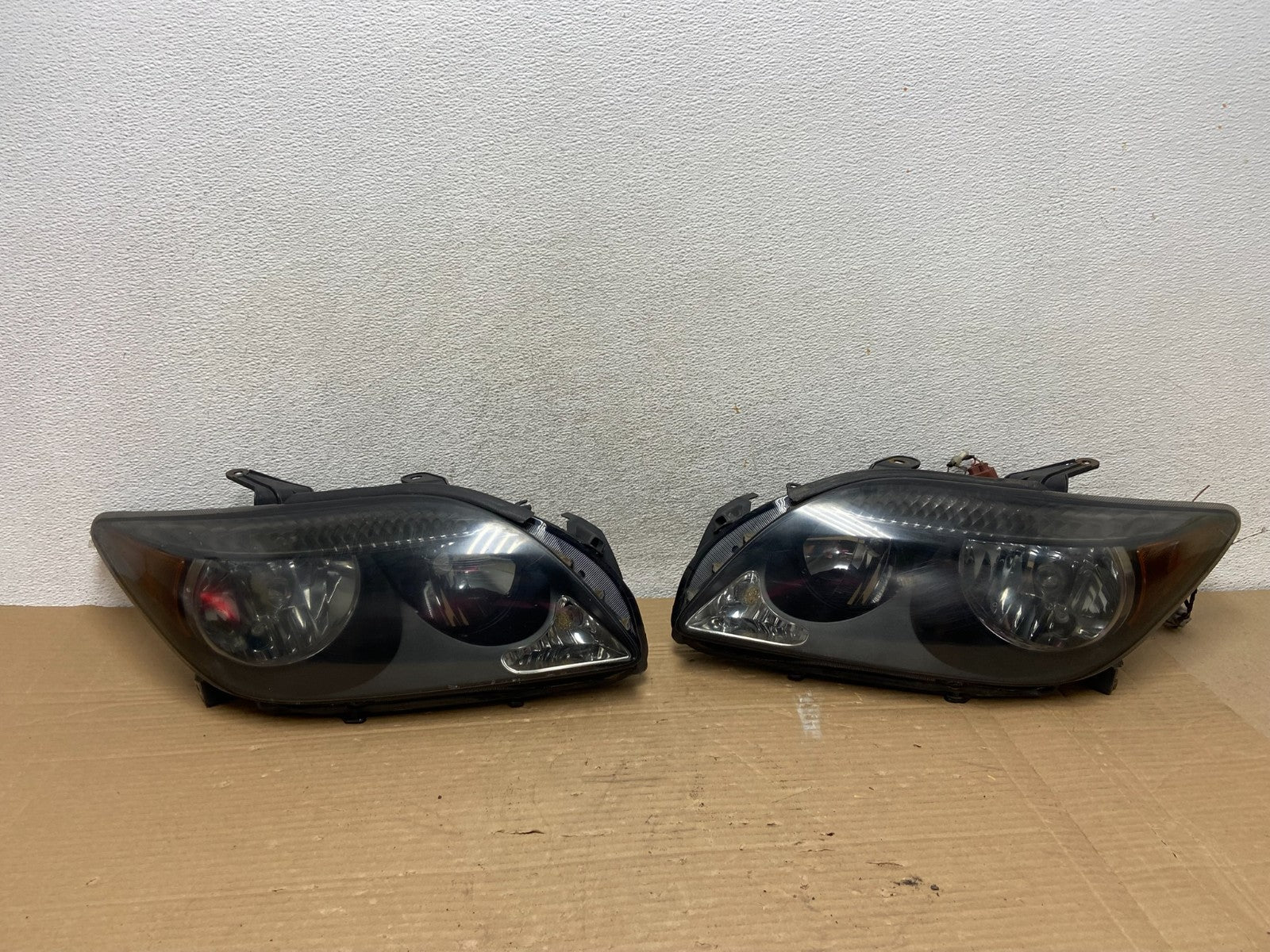 2005 2006 2007 Scion Tc Left+Right Side Halogen Headlights AG8985 DW0