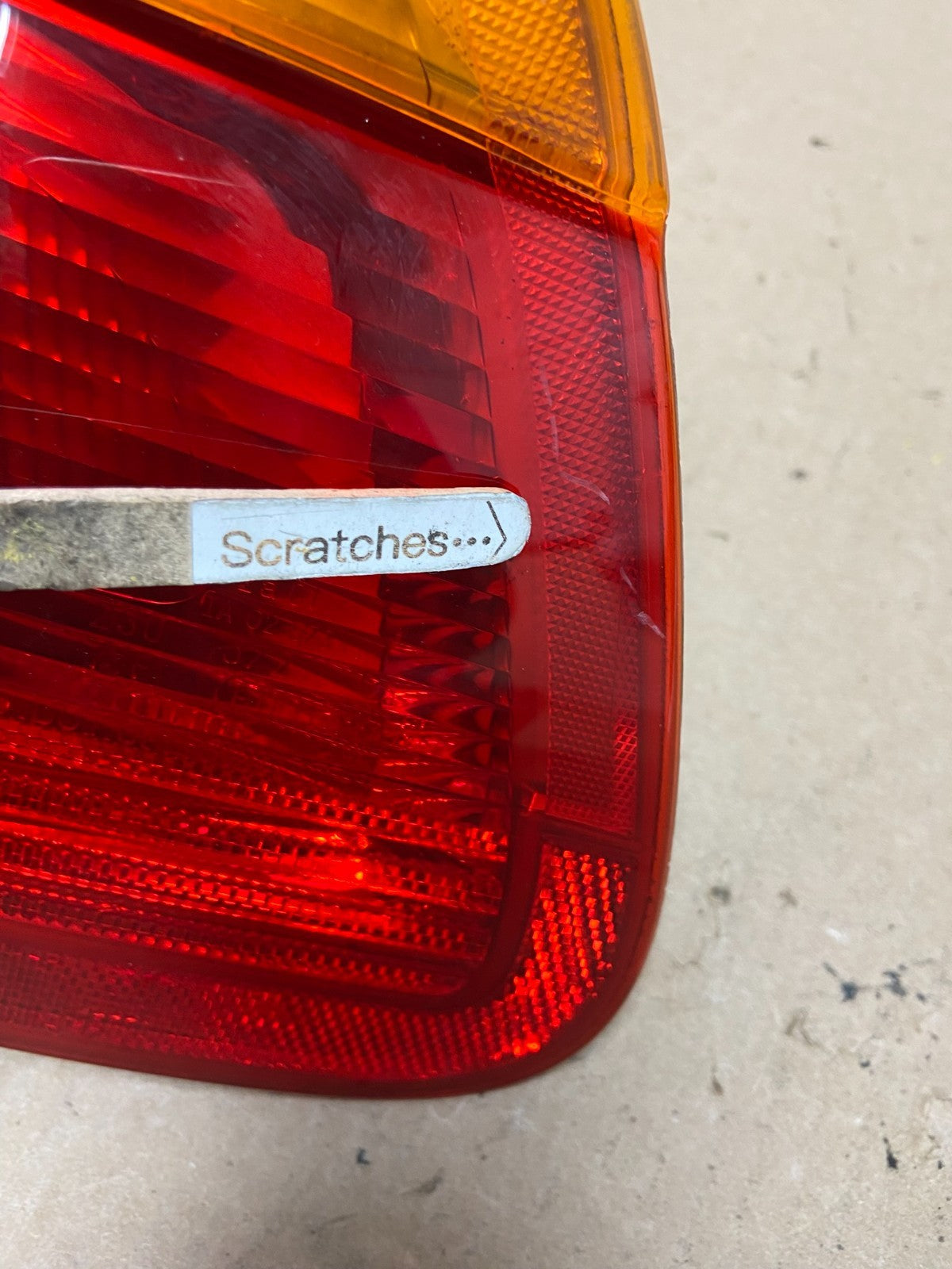1999-2001 BMW 325i 330i E46 Right Passenger RH Side Tail Light AG40673