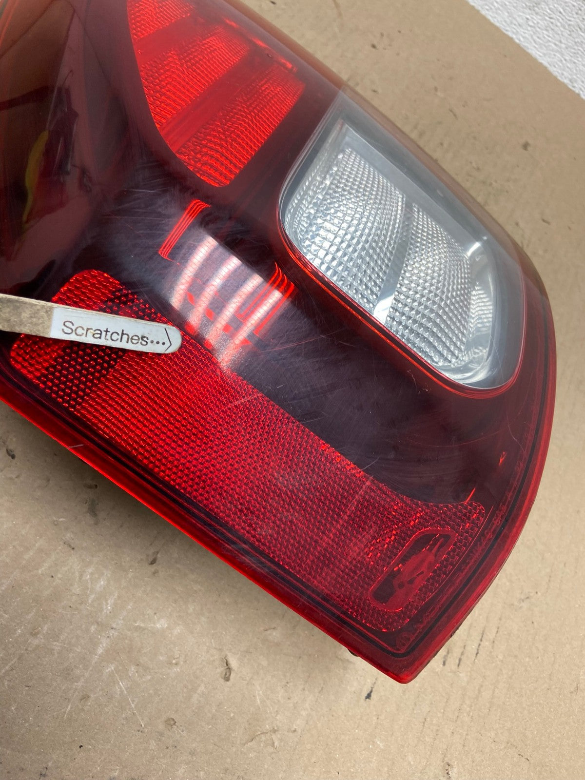 2014 - 2017 Jeep Compass Left Driver LH Side Tail Light AE7323 LK3