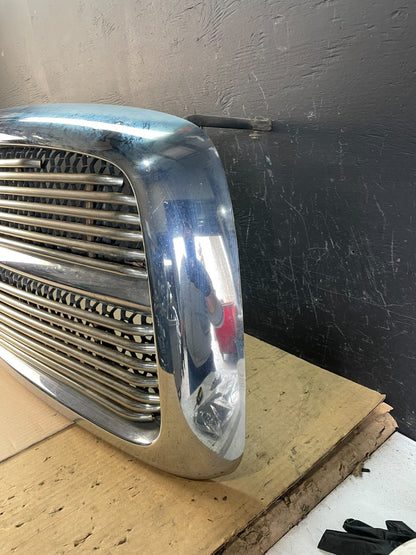 2002 2003 2004 2005 Dodge Ram 1500 OEM Upper Front Grill Grille AC1944  DG1