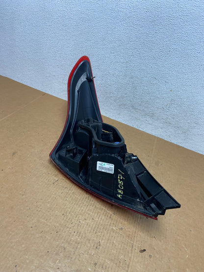 2012-2019 Nissan Versa Sedan Right Side Passenger Rh Tail Light AE0571 LK5