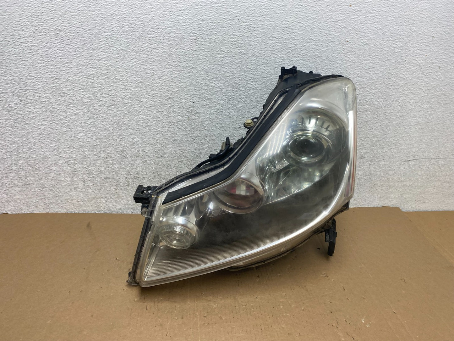 2006 to 2010 Infiniti M35 Left Driver Side Hid Xenon Headlight AD7937 DW2