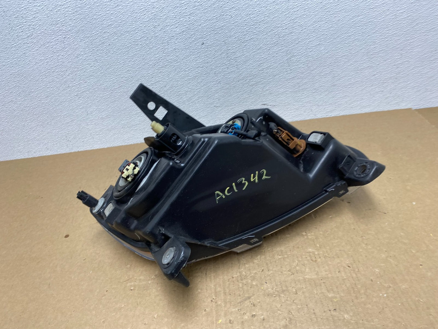 2011 to 2013 Jeep Grand Cherokee Halogen Left Driver Lh Headlight Oem AC1342 DW7