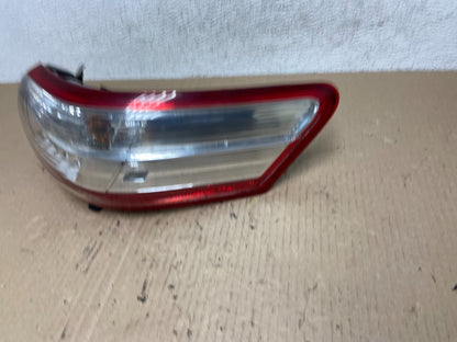 2010-2011 Toyota Camry Hybrid LED Right Passenger RH Tail Light AF5896 DW1