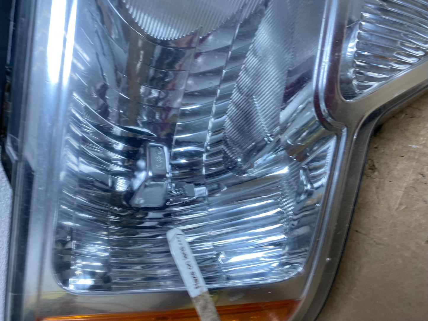 2009 to 2014 Ford F-150 F150 Left+Right Halogen Headlights AF7442 DW5