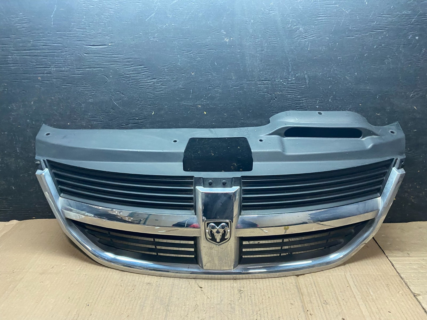 2009 to 2010 Dodge Journey Chrome Front Upper Grill Grille OEM W4889 DG0