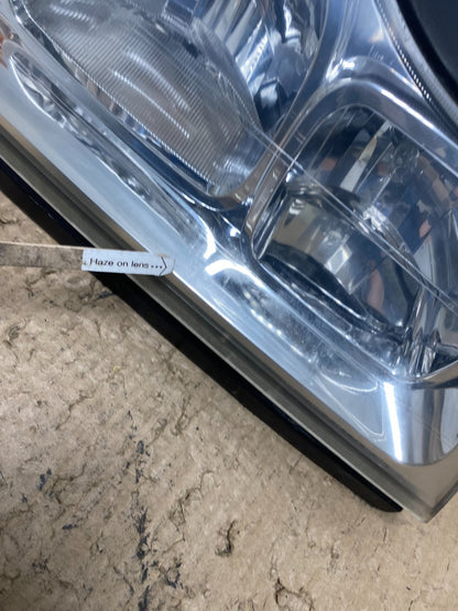 2006 to 2007 Saturn Vue Headlight Right Passenger Side Halogen AF8423 DW4