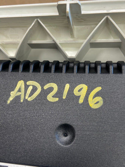 2010-2011 Chevrolet Equinox Radio Face Climate Control Panel Bezel AD2196 DG6