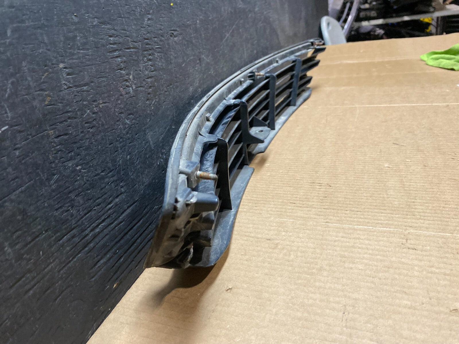 2002 to 2004 Lexus ES300 ES330 Front Upper Grill Grille F6606 DG15