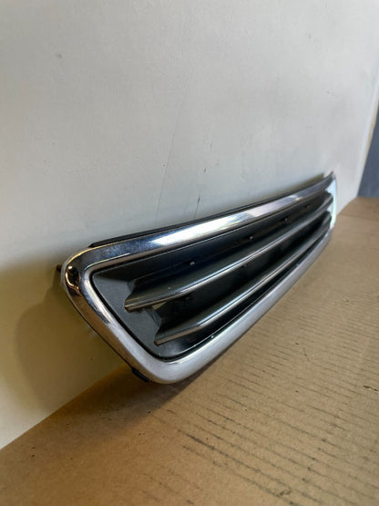 2000 to 2001 Lexus ES300 Front Grille Grill AH04872