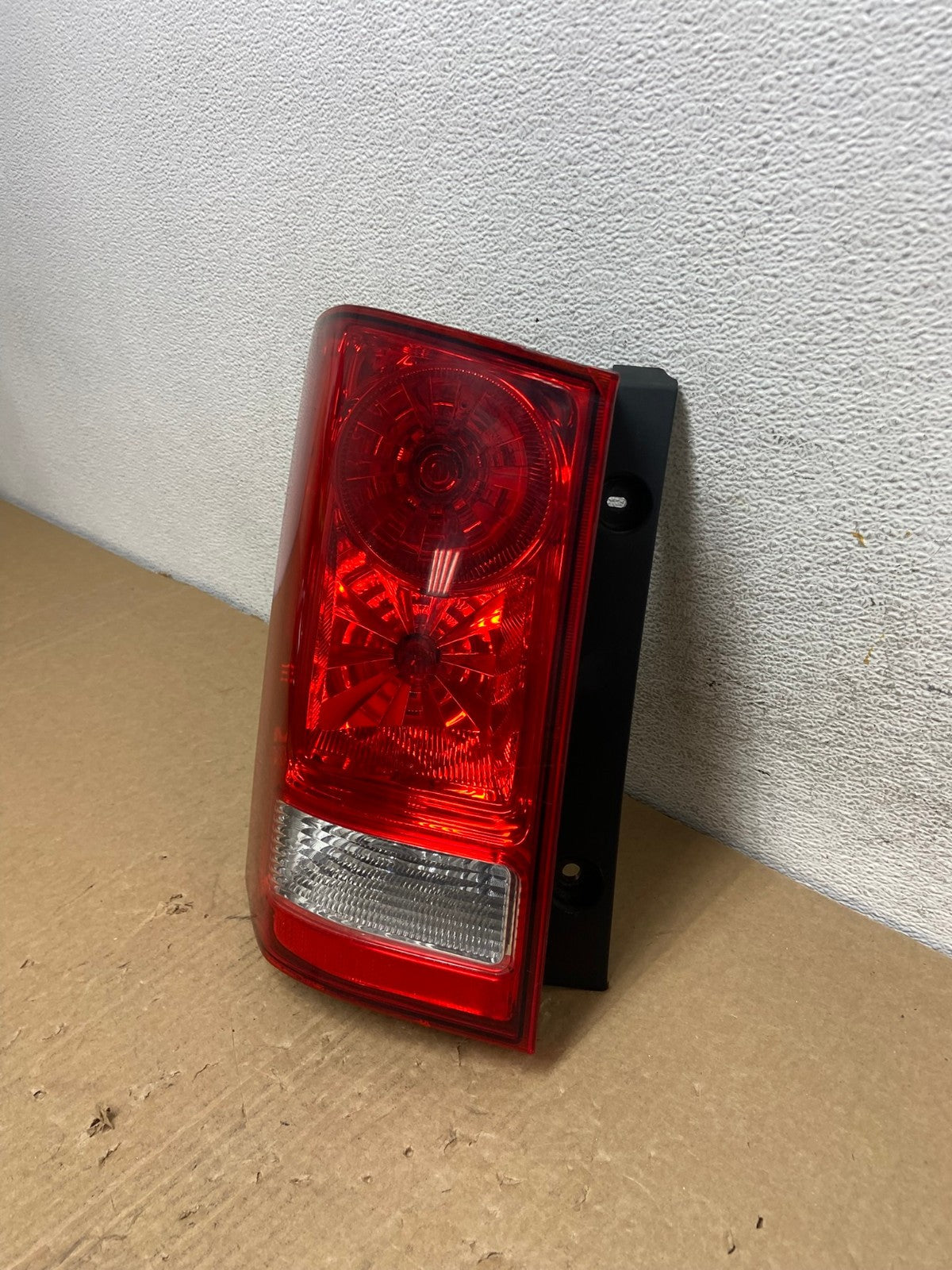 2009 to 2015 Honda Pilot Left Driver Lh Side Tail light AF7402 LK1