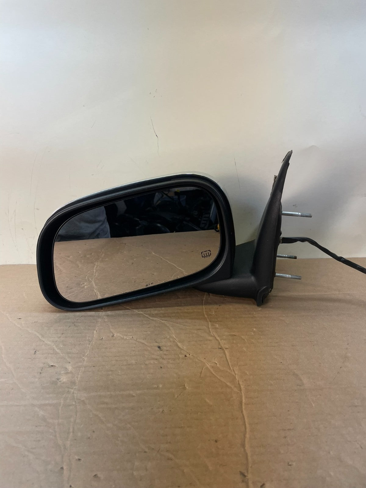 2007 2008 2009 Chrysler Aspen Left Driver LH Heated Mirror AG9783 DW6