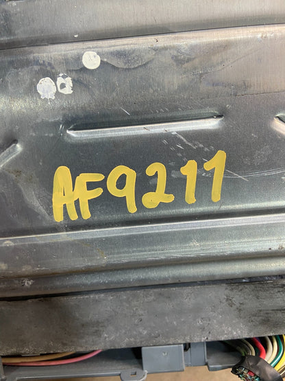 2001-2002 Silverado Tahoe Engine Computer Module 12200411 ECM ECU AF9211 DG3