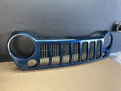 2005 to 2007 Jeep Liberty Front Upper Grill Grille ae3641 DG1