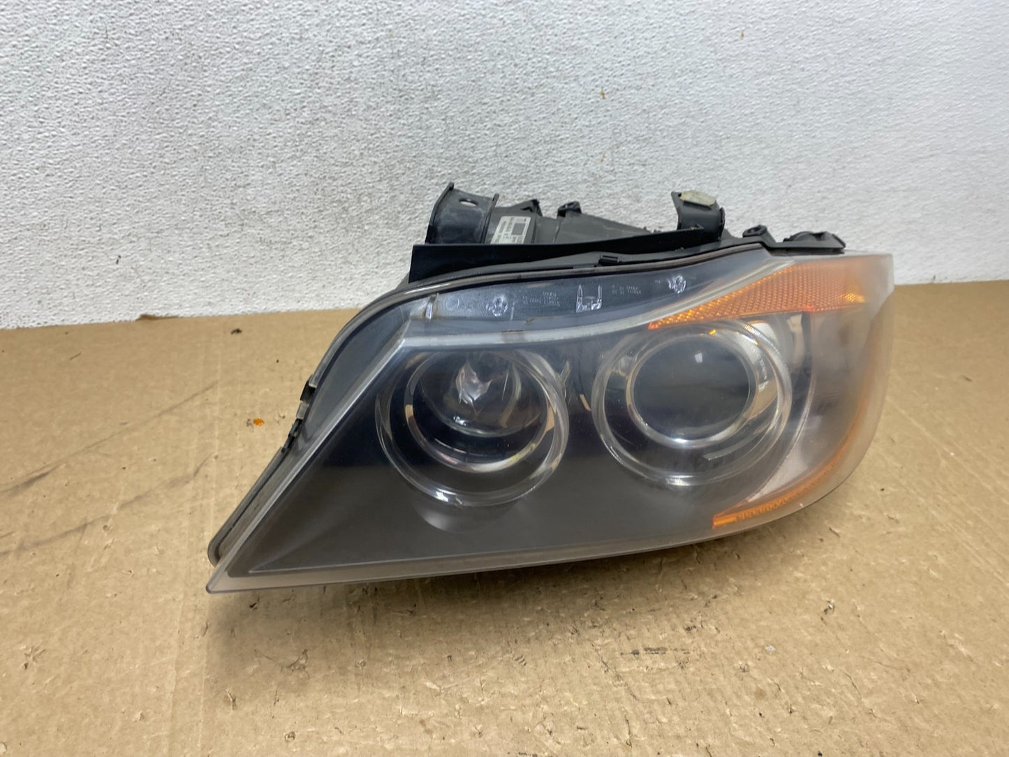 2006 to 2008 BMW 3 Series Left Driver LH AFS Xenon HID Headlight AG1206 DW2