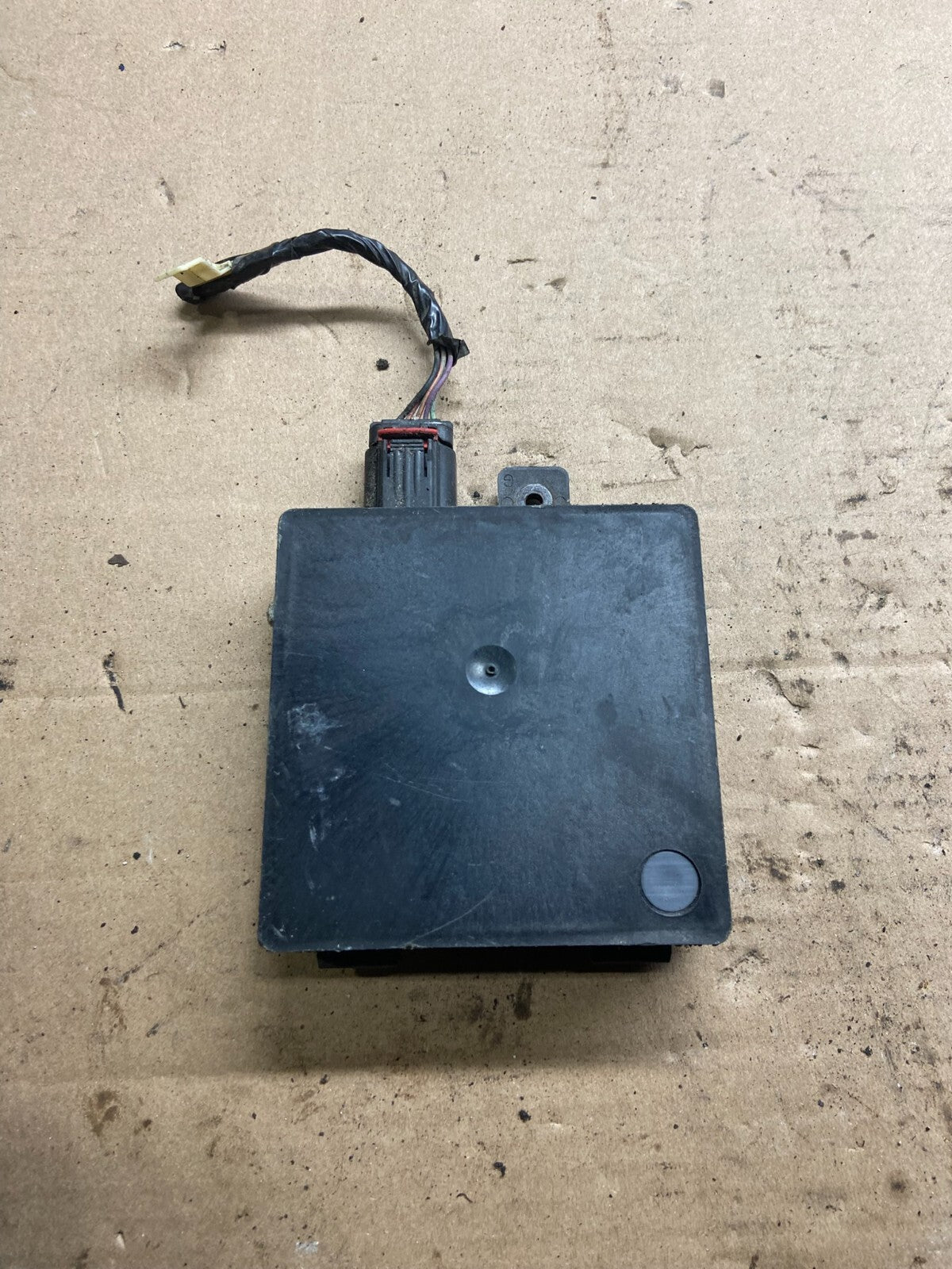 2013 to 2018 Ford Lincoln Rear Radar Blind Spot Module n8930 PS0
