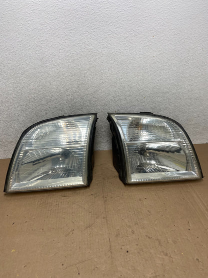 2002-2005 Mercury Mountaineer Left+Right Side Halogen Headlights AG4757 DW0