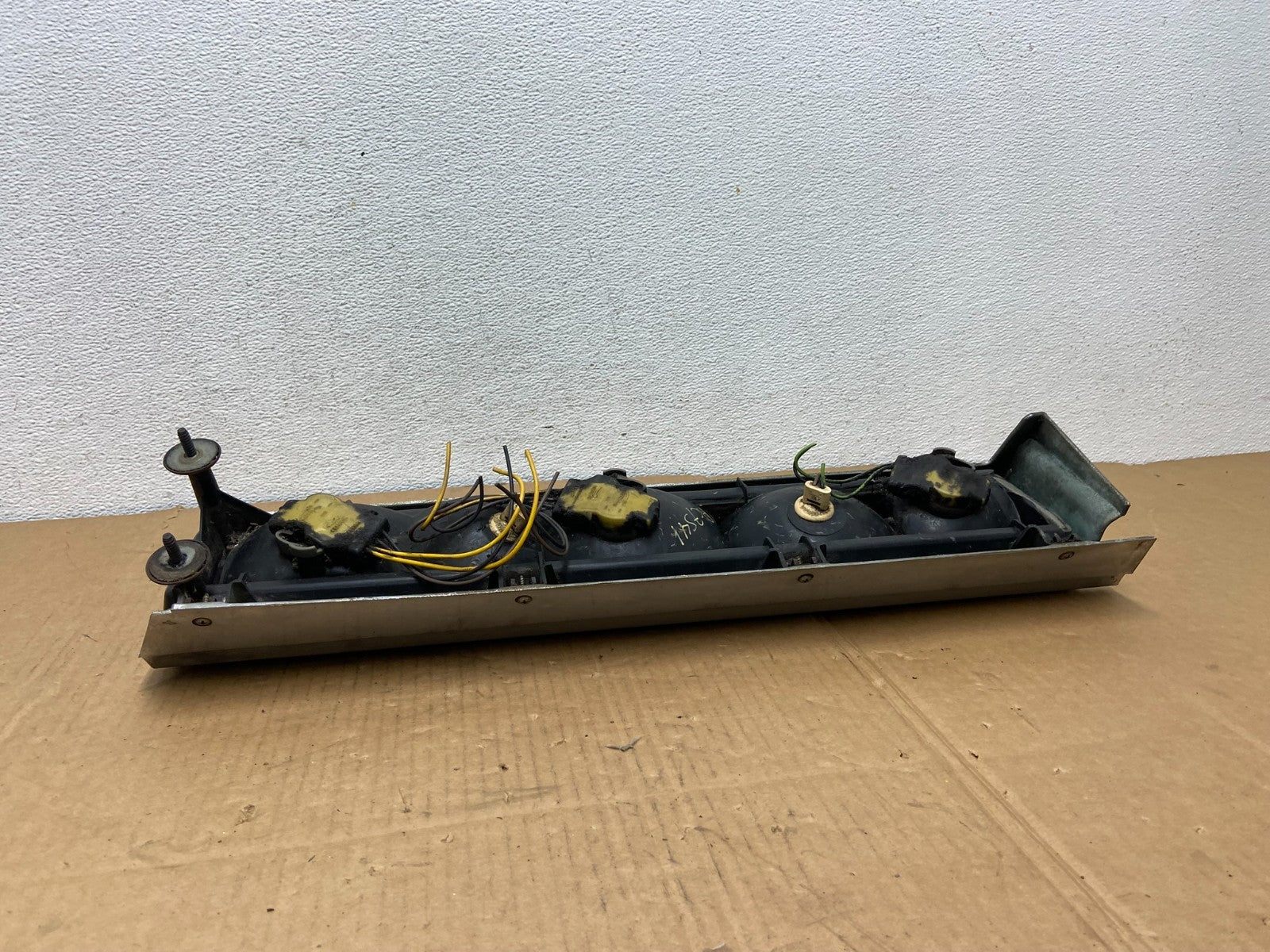 1978 1979 1980 Buick Regal Left Driver Side Tail Light AC7541 DG6