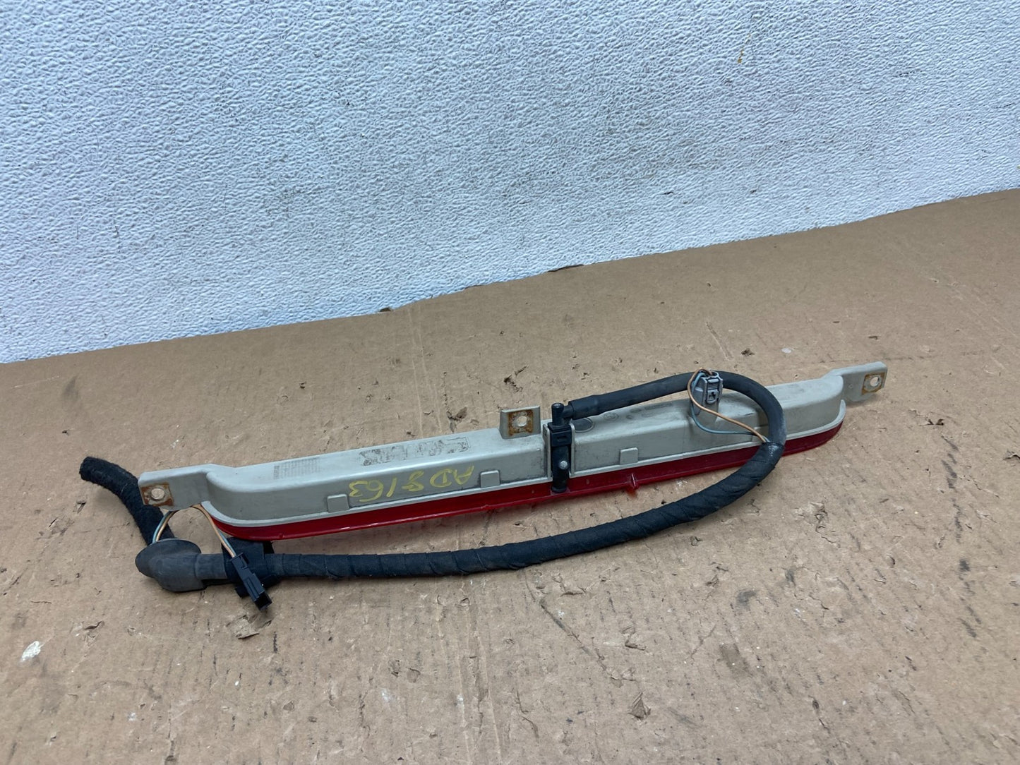 2007 to 2010 Bmw X5 E70 Rear 3RD Brake Tail Light ad8163 DG5