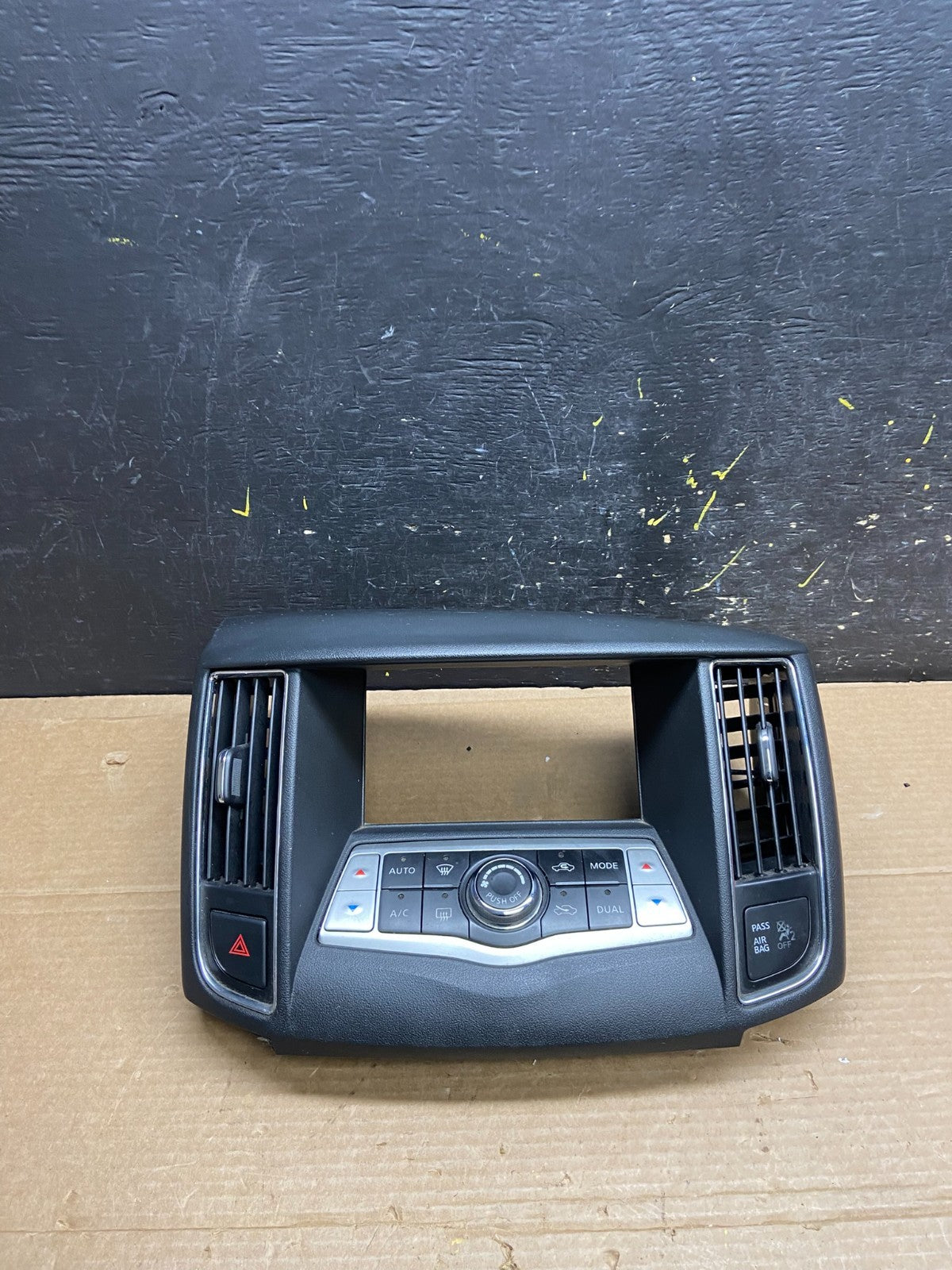 2009-2014 Nissan Maxima Center Console Climate Control Radio Bezel OEM W0373 DG0