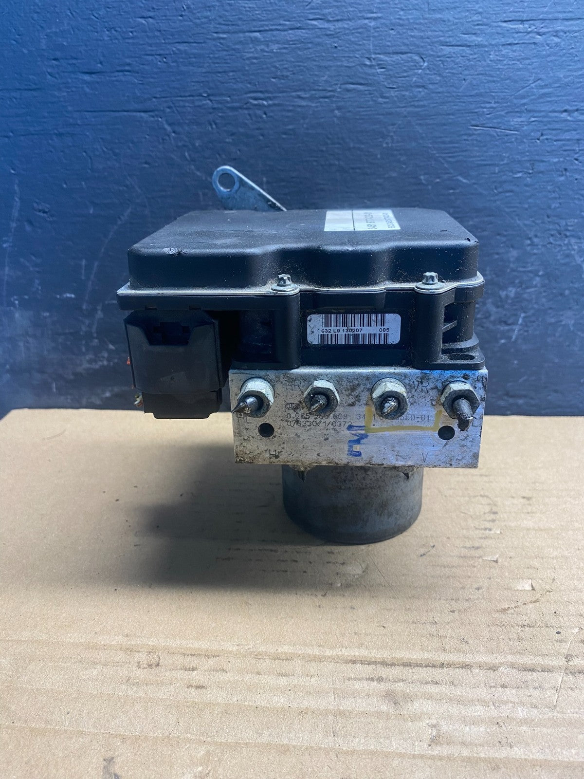 2007 to 2013 BMW 335i ABS Anti-Lock Brake Pump 6768550 AC4485 DG4