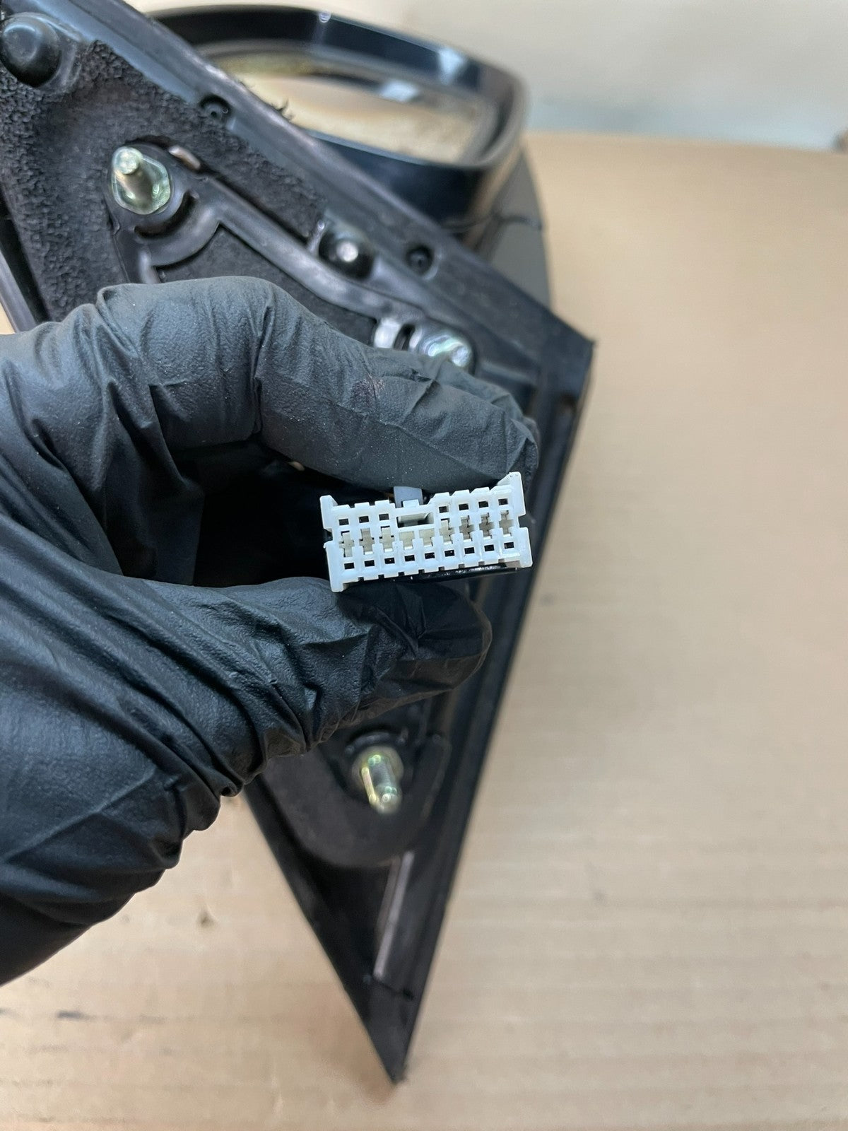 2009 to 2014 Hyundai Genesis Sedan Right Passenger RH Door Mirror ah8698 DG8