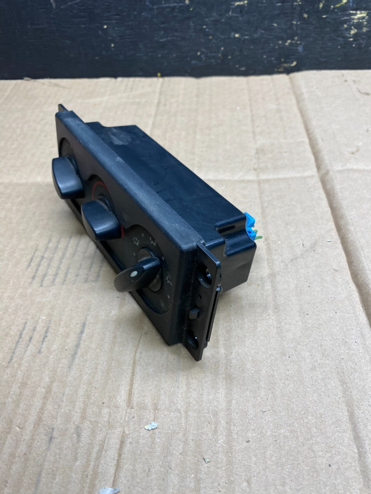 International Navistar 4300 Climate Control Heater Fan Panel  aa4453 DG2