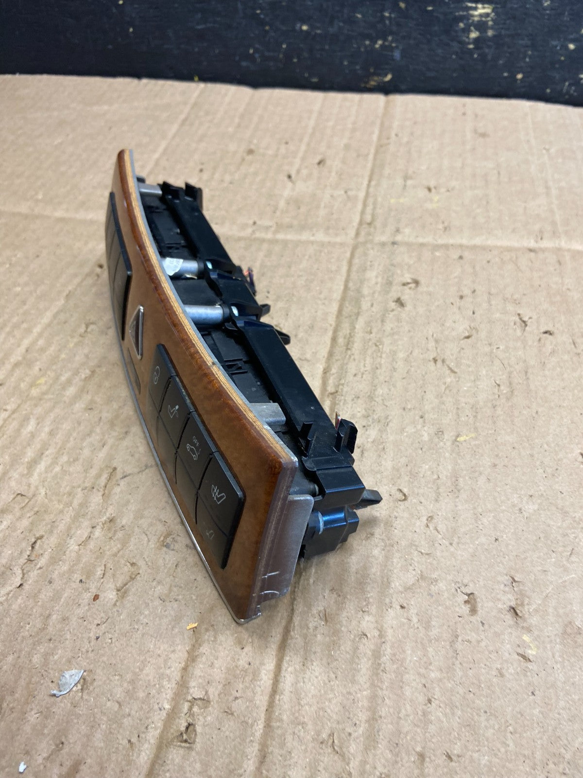 2005-2009 Mercedes W209 CLK350 CLK550 Door Lock ESP Hazard Control aa7997 DG2