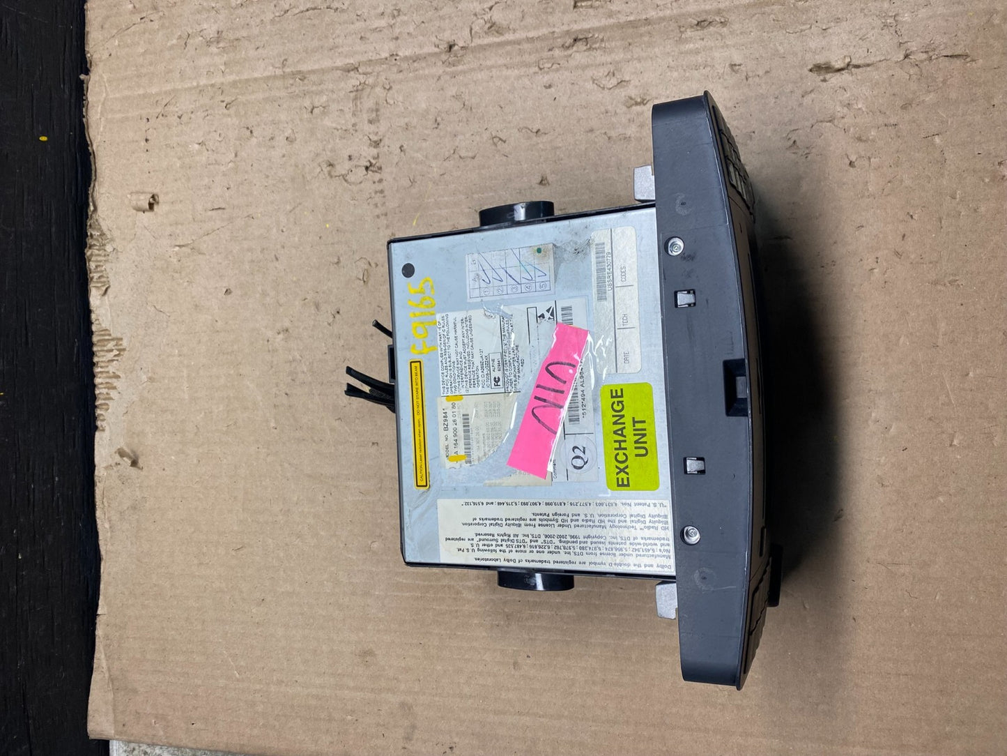 2008 to 2012 Mercedes ML350 GL450 Radio Navigation Screen Display F9165 DG14
