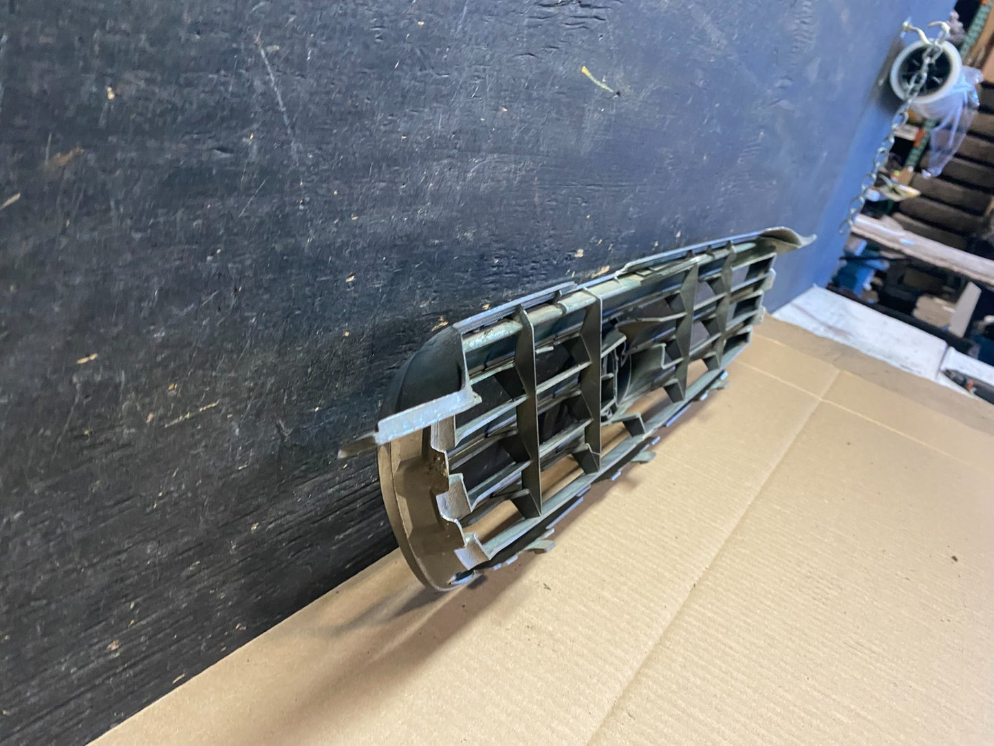 2003 to 2004 Toyota Corolla Front Upper Grill Grille Aftermarket T6539 DG9