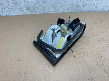 1989 - 1995 BMW 5 E39 Rear Left Driver LH Trunk Inner Tail Light P9635 DG7