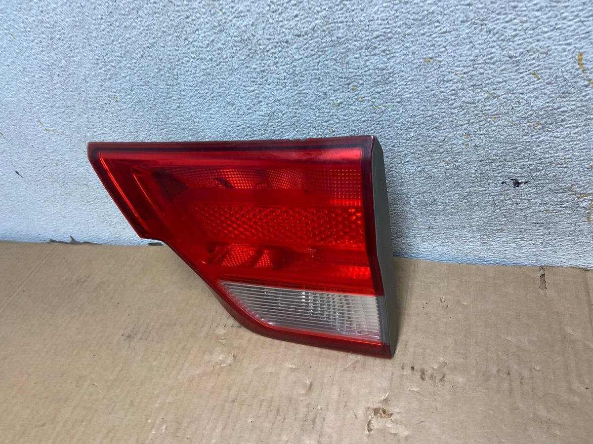 2011-2013 Jeep Grand Cherokee Right Passenger Rh Inner Tail Light AI6979 LK1